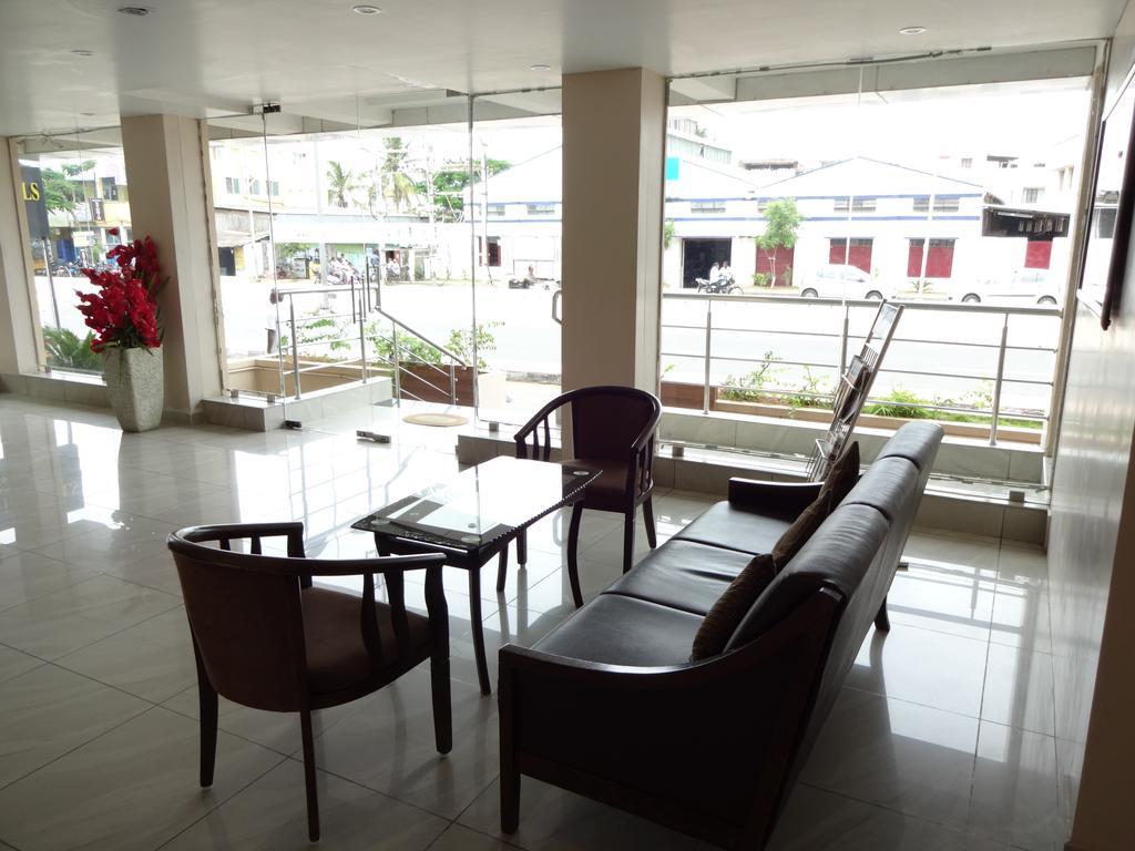 Hotel Sky Lite Coimbatore Exterior photo